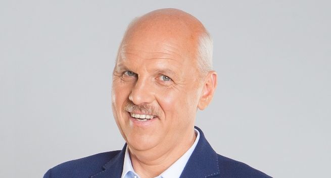 Tomasz Zubilewicz reklamuje styropiany Termo Organika