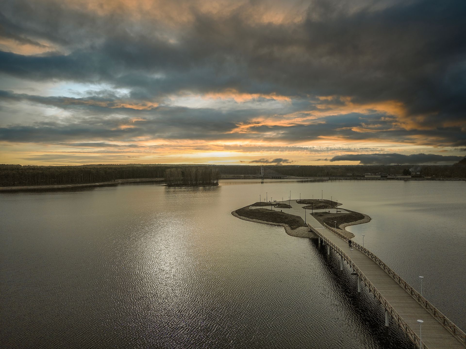 Molo jest jednym z ulubionych miejsc turystów