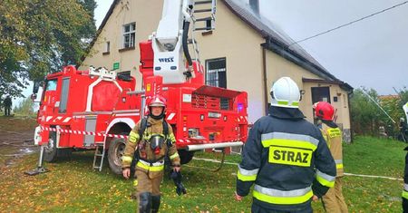 Tragiczny pożar niedaleko Słupska. Jest ofiara śmiertelna