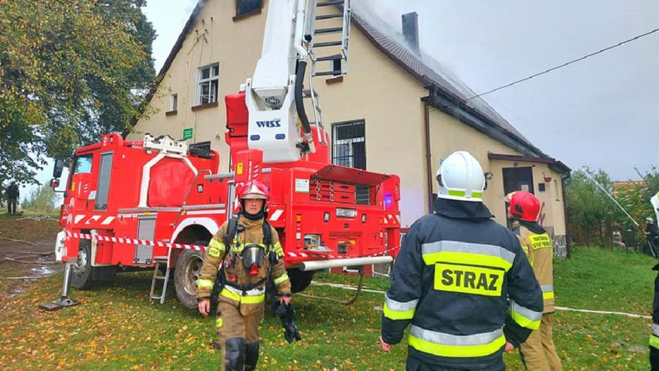 Pożar budynku mieszkalnego w Pustowie w gm. Kępice. 