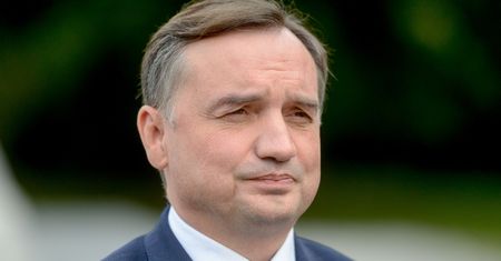 Co z ziobrystami? "Rozwód aksamitny z PiS-em"