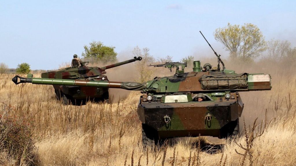 Wozy AMX-10RC należące do ukraińskiej 37. Brygady Marines.