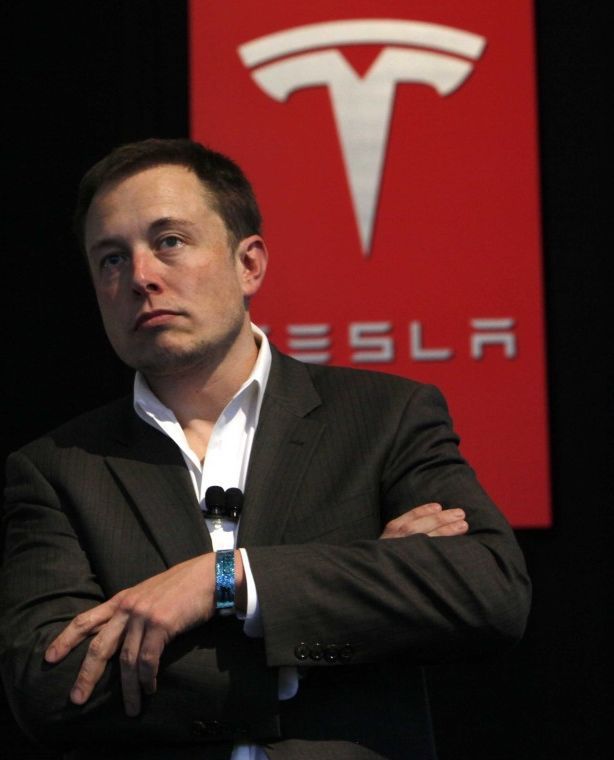 Nowa Tesla Model S 90D: samochód jak komputer. Upgrade i overclocking zmienia go w rakietę 3