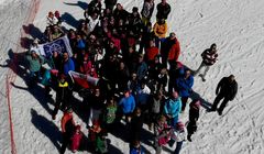 50 dziennikarzy jest w Hiszpanii na sponsorowanym wyjeździe. „Nie było przeciwwskazań, poddamy się rygorom sanitarnym”