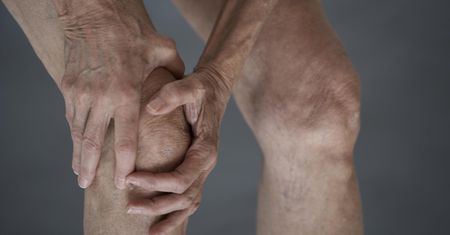 Objawy nowotworów, które do złudzenia przypominają chorobę reumatyczną