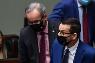 Nowe obostrzenia już pewne. Zapadła też decyzja ws. "godzin dla seniorów"