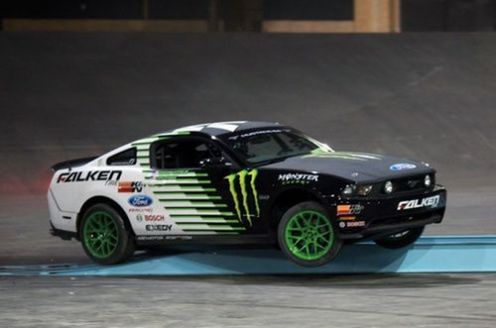 Vaughn Gittin Jr. & Ford Mustang - skate park dla samochodów!