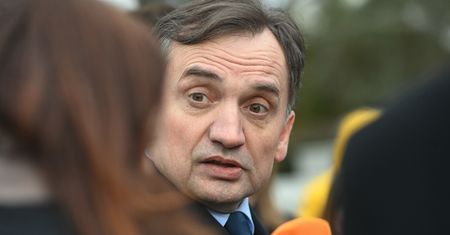 Komisja ds. Pegasusa chce uchylenia immunitetu Ziobrze. Jest projekt wniosku