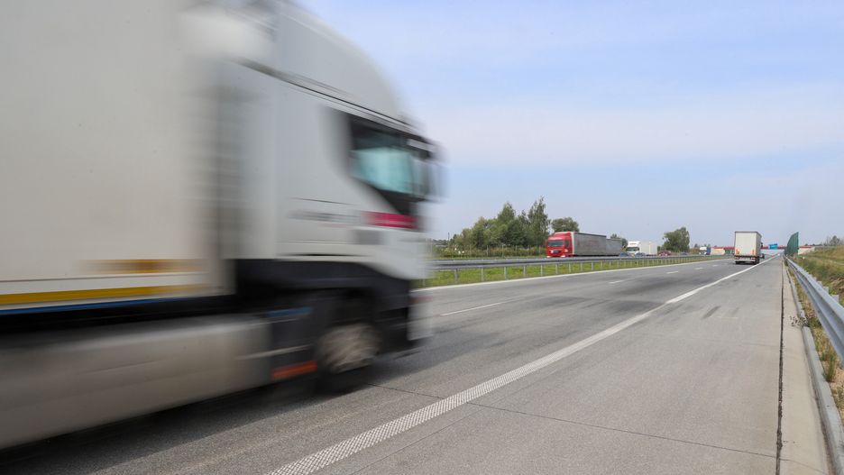 A1. Wypadek na drodze. Nikt nie ucierpiał