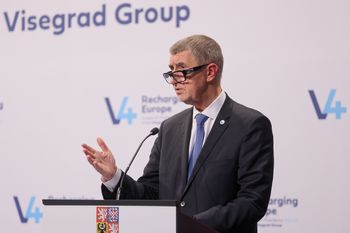 Czechy nie wesprą Ukrainy. Babisz żąda alternatywnych rozwiązań