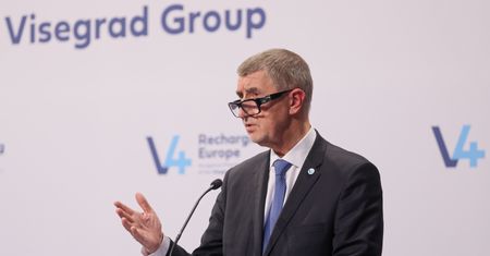 Czechy nie wesprą Ukrainy. Babisz żąda alternatywnych rozwiązań