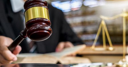 Tarnobrzeg. Usłyszał wyrok za molestowanie seksualne i gwałt na córce