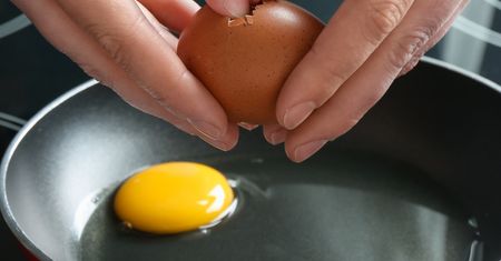 To najlepszy tłuszcz do smażenia jajek. Bardzo długo byliśmy w błędzie