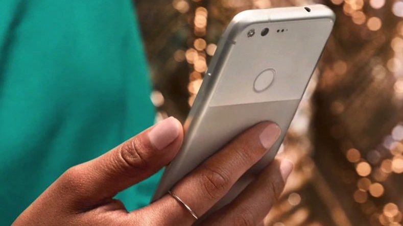 Wiemy już, jak długo Google będzie wspierać pierwsze Pixele 1