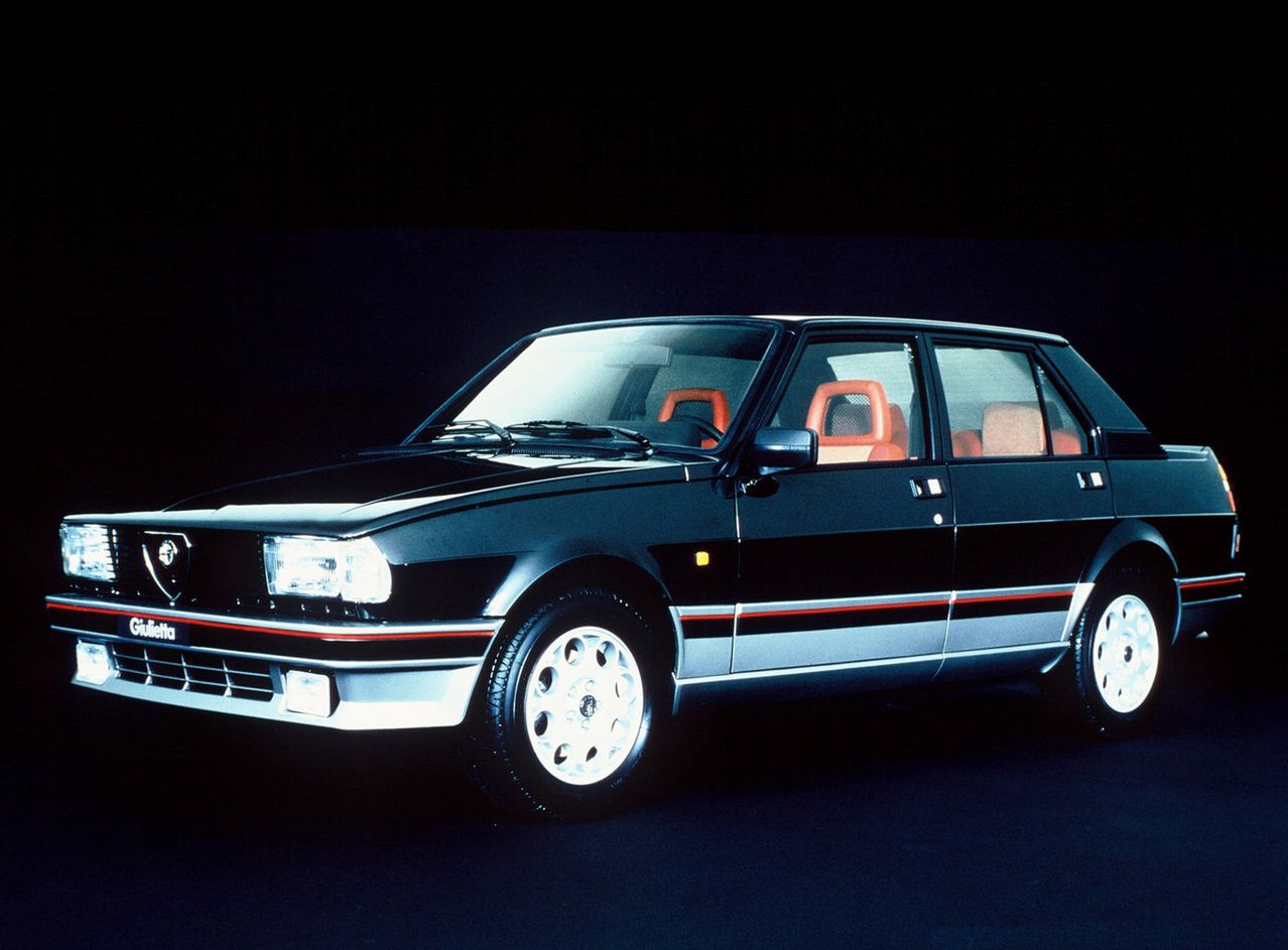 Najciekawsze modele w historii marki Alfa Romeo [galeria] 39