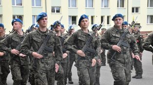 Koszalin: przysięga żołnierzy Dobrowolnej Zasadniczej Służby Wojskowej