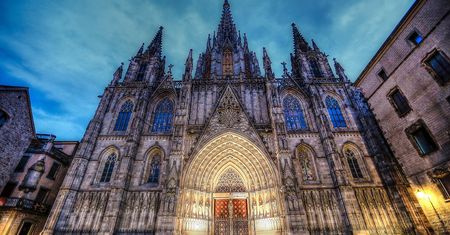Barcelona zamyka terminale dla wycieczkowców. Koniec turystycznej nadwyżki?