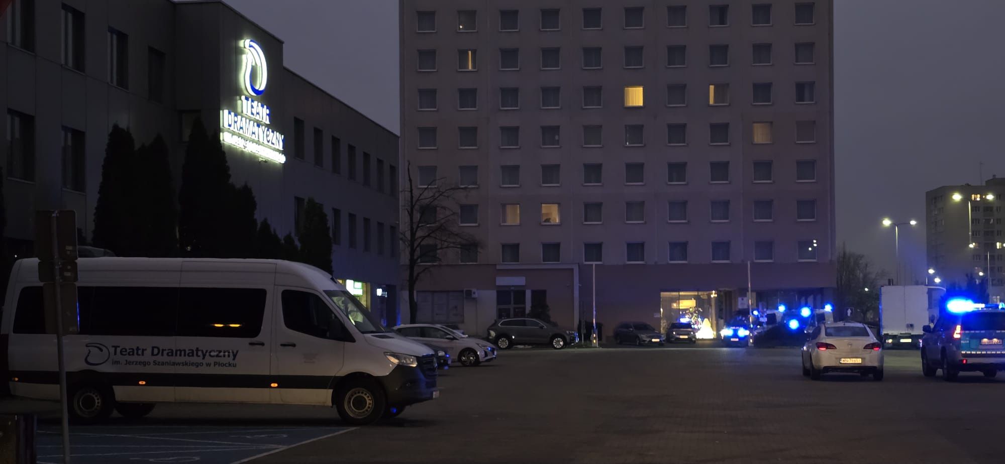 Ładunek wybuchowy w teatrze
