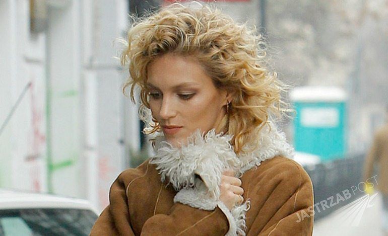 Anja Rubik przeżywa ciężkie chwile? To zdjęcie na Instagramie mówi wiele o jej stanie