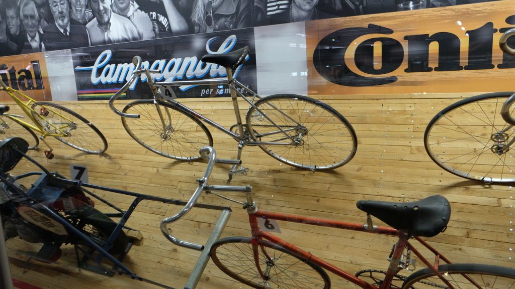 Rowery i motocykle w muzeum