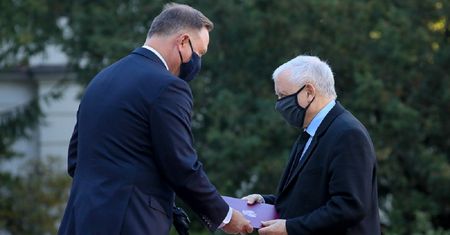 Duda zdjął rękawiczkę dla Kaczyńskiego. W sieci burza