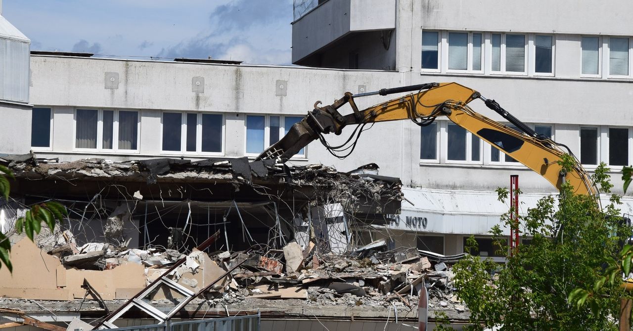 Skierniewice: Burzą "Biały Dom". Charakterystyczny budynek odchodzi w przeszłość