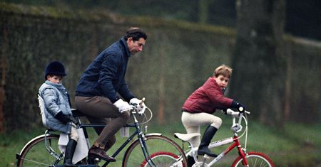 Harry kłamał? Powiedział, że nikt go nie zabierał na wycieczki rowerowe