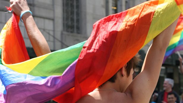 W skrócie: Wyciek danych z Gay.pl, nowy plakat "Gry o tron", Microsoft docenił gracza 1