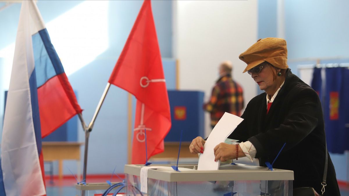 Według nieoficjalnych doniesień serwisu Meduza, wybory parlamentarne w 2021 r. w Rosji mogły być fałszowane