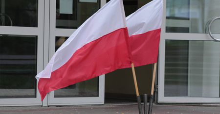 II tura wyborów prezydenckich 2025. Godziny otwarcia lokali wyborczych