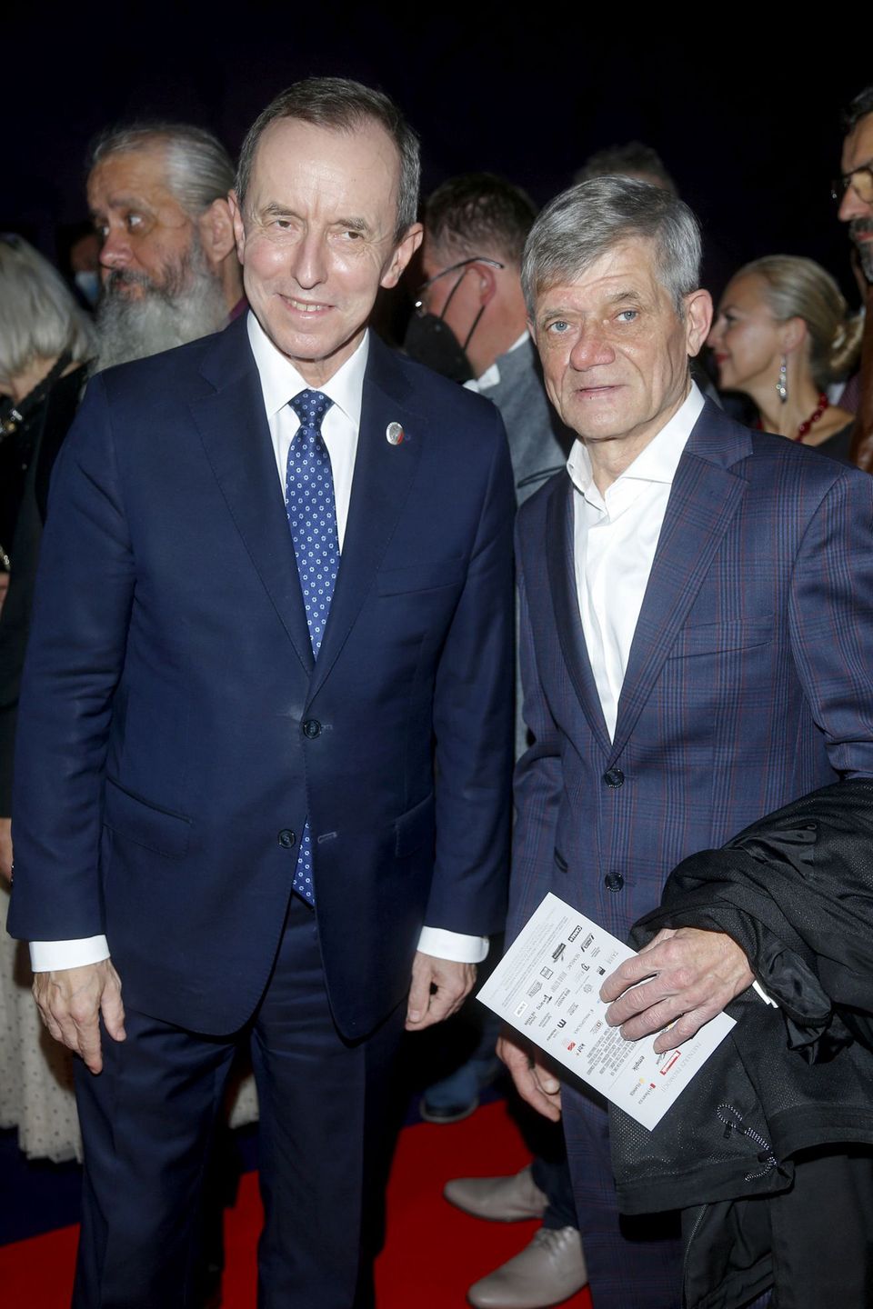 premiera "Wesela": Tomasz Grodzki pozuje na ściance