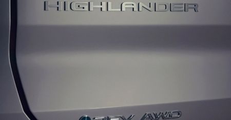 Toyota Highlander wróci w nowej formie. Nie tego się spodziewaliście