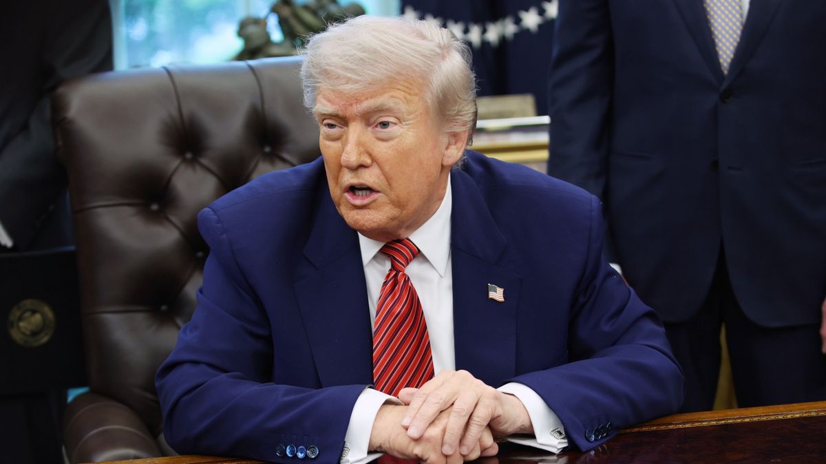 Trump grozi uczelni Harvarda odebraniem 3 mld dol. grantu