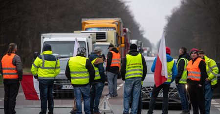 Lekarz zwrócił się do rolników. "Apeluję o większą rozwagę"