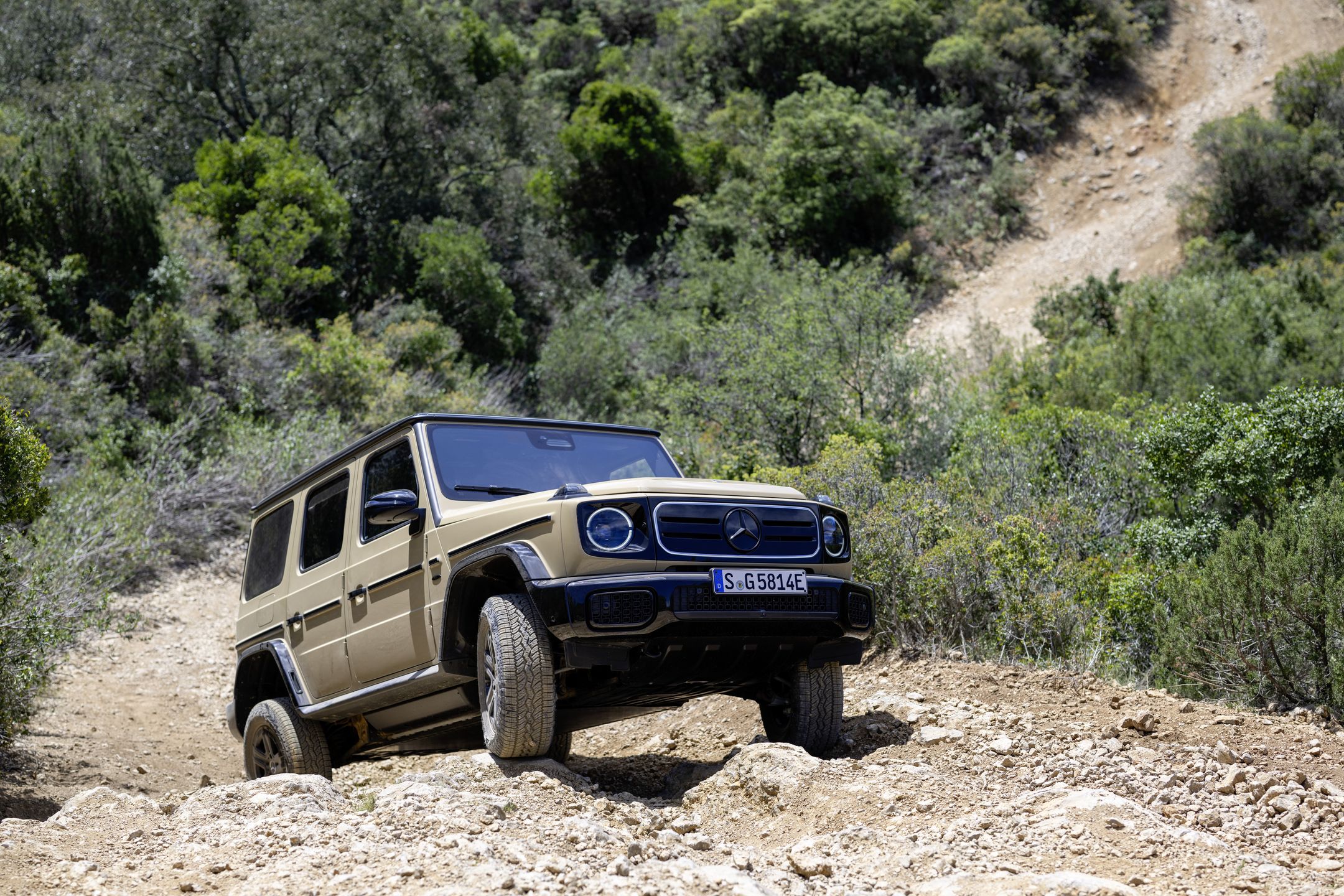 Mercedes-Benz G 580 (W465)