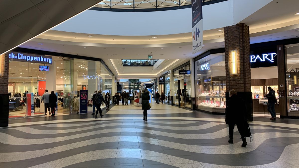 Galerie handlowe znów zamknięte. Nie dla nich niedziela handlowa