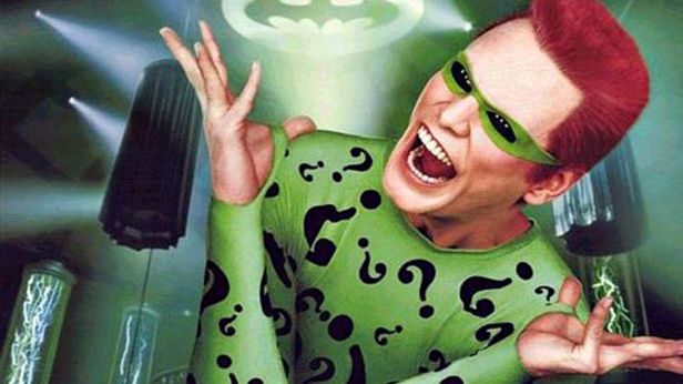 Jak w nowym Batmanie radzi sobie Riddler? 1