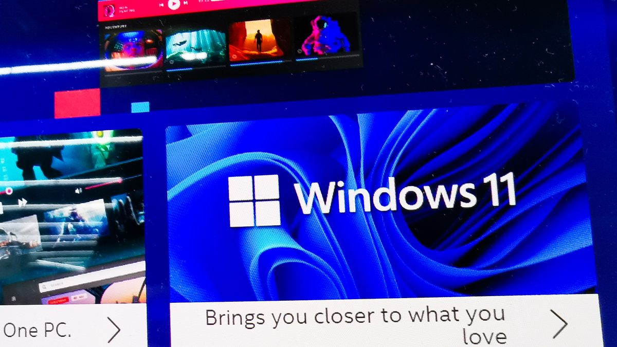 Windows 11 logo is seen on a laptop computer screen in a stroe in a shopping center in Krakow, Poland on January 11, 2023.  (Photo by Beata Zawrzel/NurPhoto via Getty Images)
