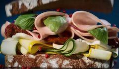 Krystyna Czubówna opowiada o 'paradoksie kanapki" w reklamie Cedrobu