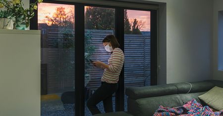 Kryzys na rynku pracy. Pandemia uziemi pracowników