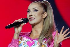 Cleo w samej bieliźnie. Odważne zdjęcia z hotelu