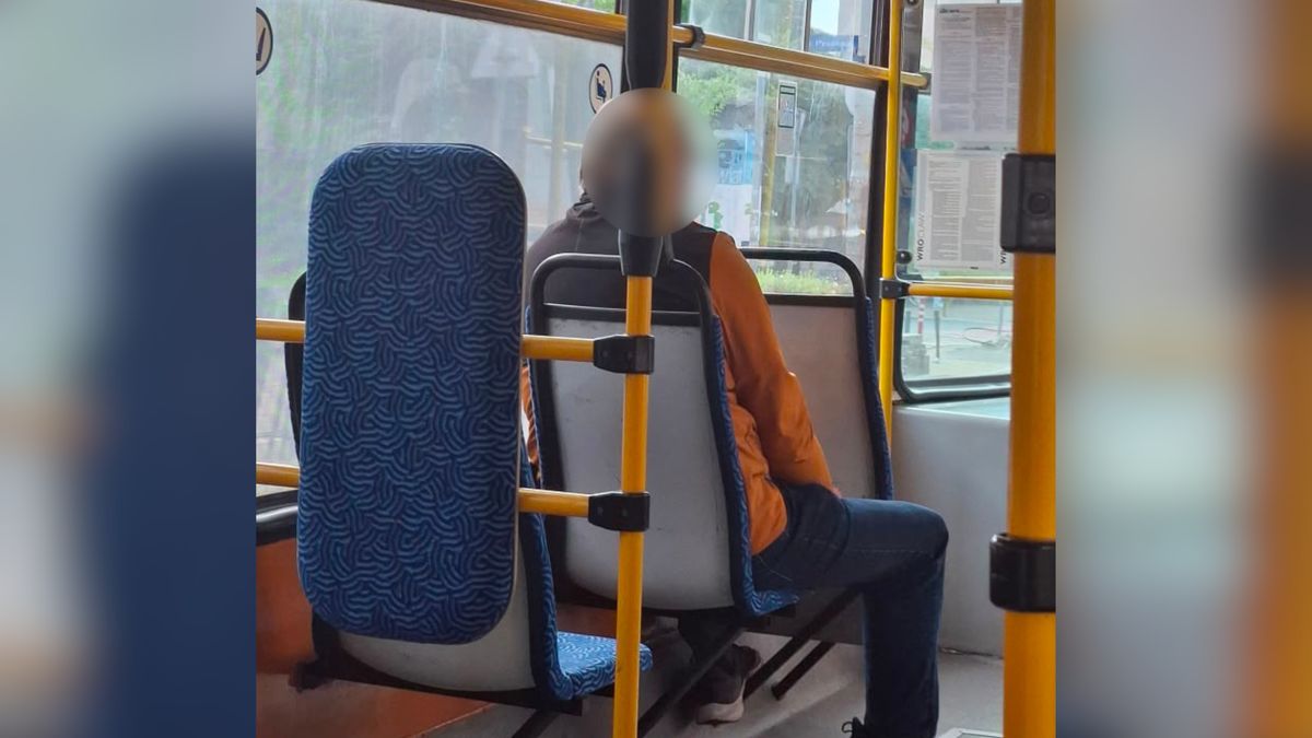 Skandaliczne zachowanie w tramwaju.