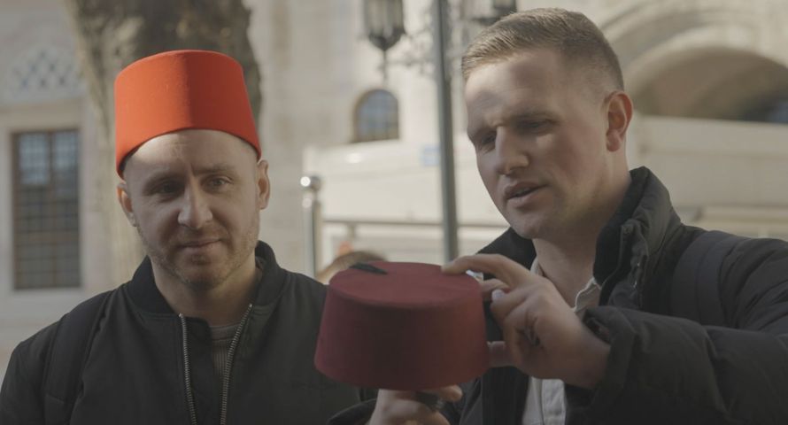 Bohaterowie "Gogglebox" w nowym programie TTV