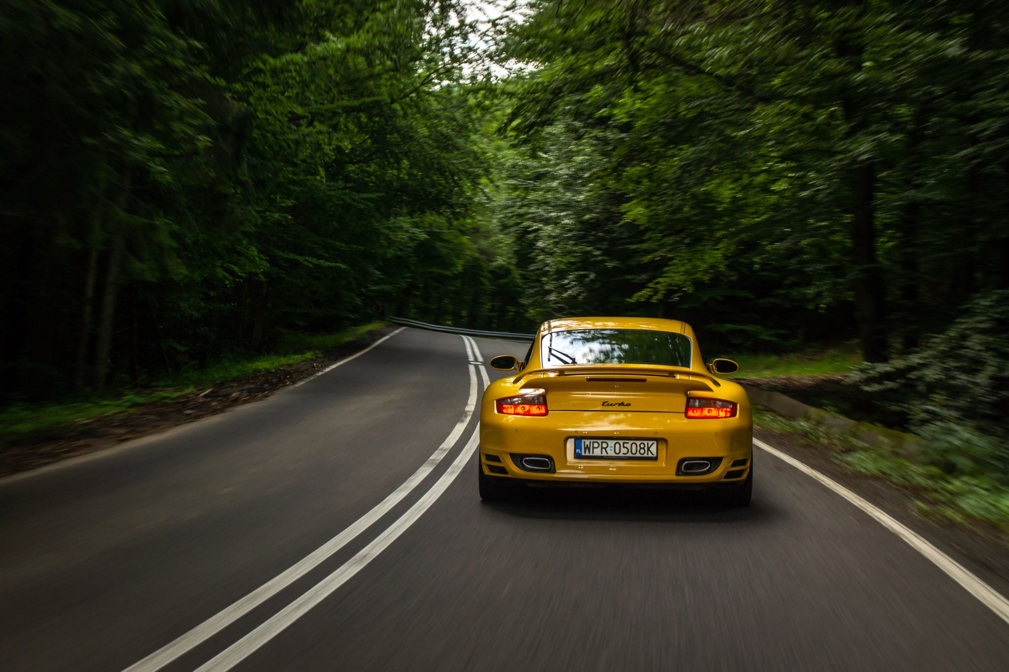 Porsche 911 992 Turbo S vs. 911 997 Turbo