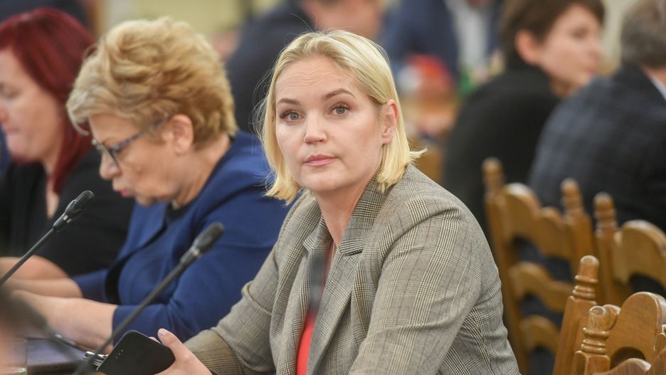 Dzie? w sejmie
11.12.2019 Warszawa Sejm Posiedzenie komisji  fot Jacek Dominski/REPORTER
n/z: Dominika Chorosinska
Jacek Dominski/REPORTER