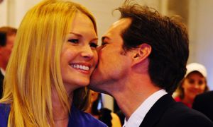 Dostała zakaz zbliżania się do męża. Teraz aktor sam poprosił o jego wycofanie