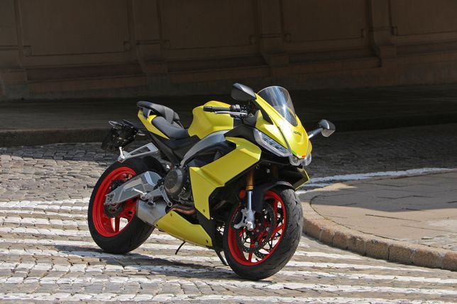 Aprilia RS 660