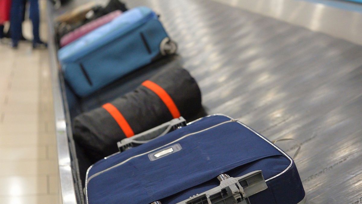 Jaki wybrać kolor walizki na wakacje?