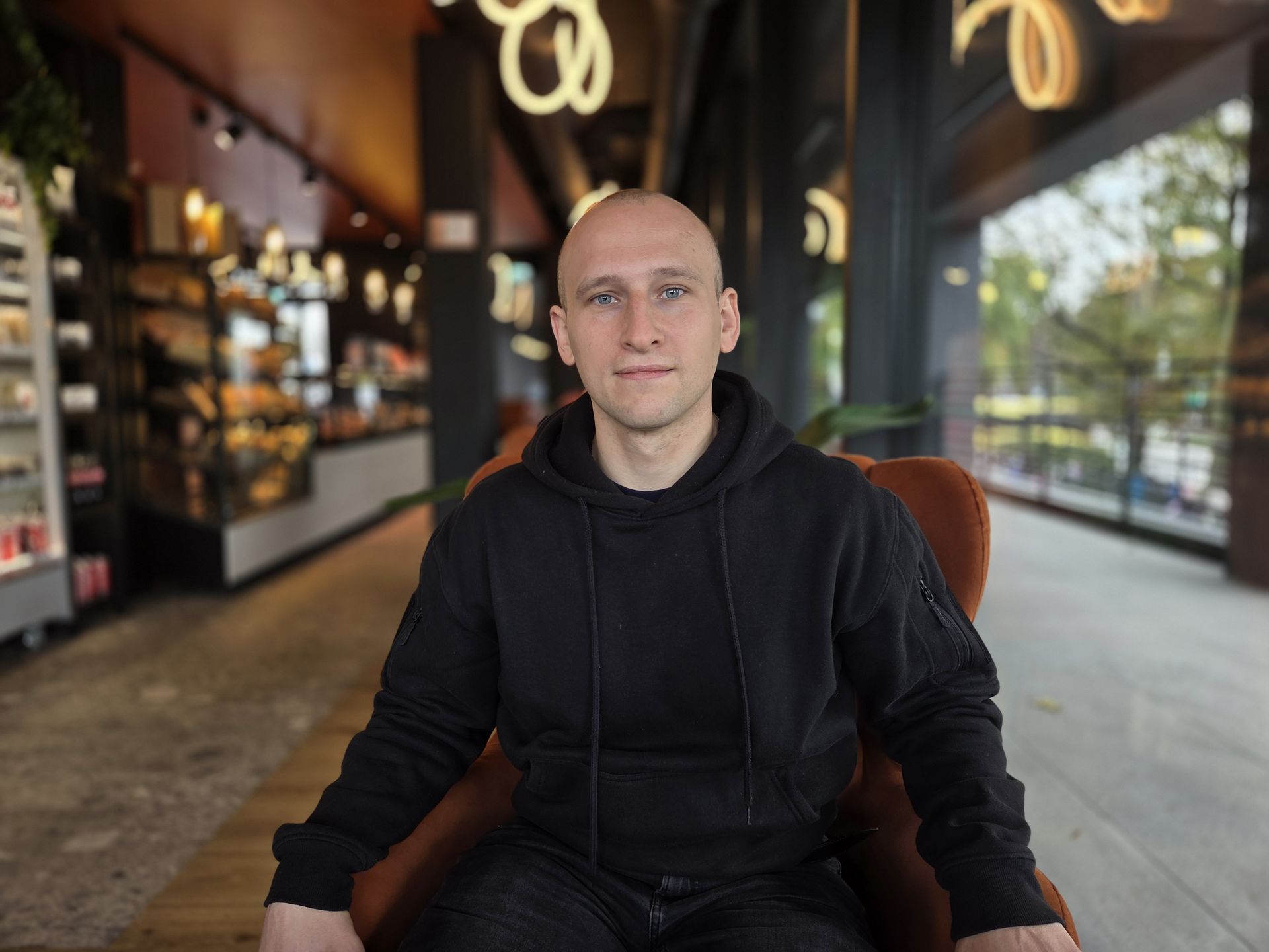 Łukasz Schon i jego partner ze służby uratowali 17 osób