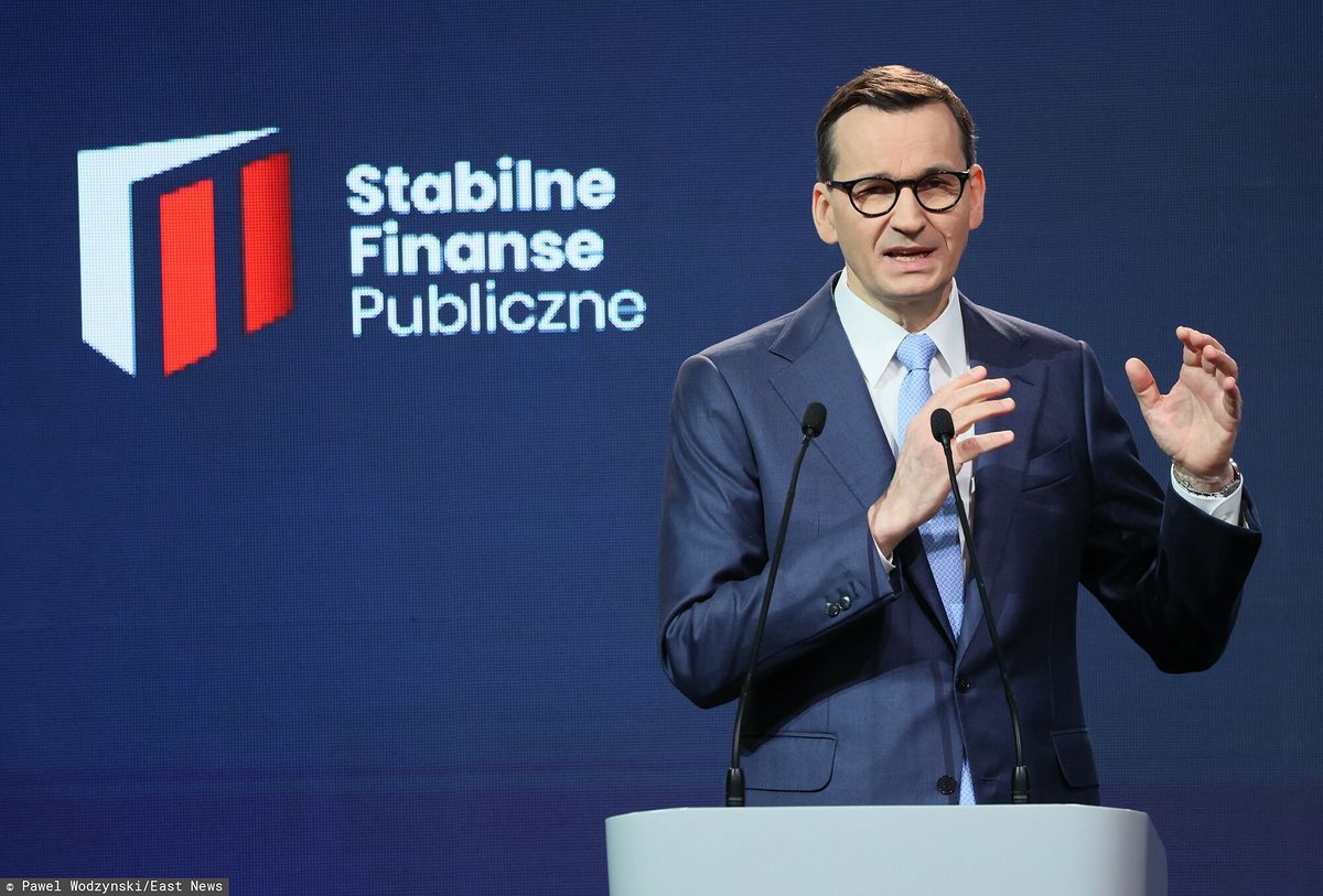 Dług publiczny poza budżetem puchnie. Tak gigantycznej różnicy jeszcze nie było